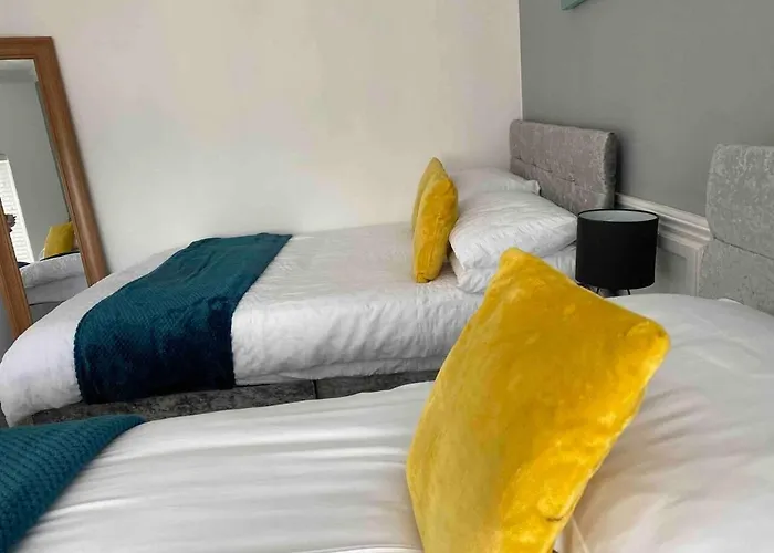 Cosy 2 Bed Flat 1 In Swansea - Home Away From Home
